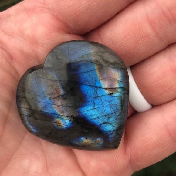 Labradorite heart - Picture 3 of 3